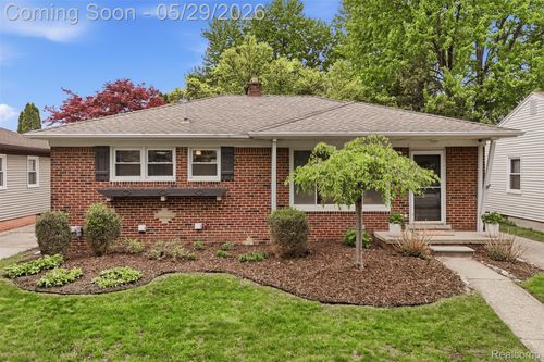 711 Symes Ave, Royal Oak, MI, 48067-2190 | Card Image