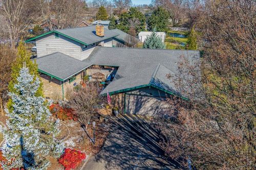 112 Spruce St, Greeneville, TN, 37745-3922 | Card Image