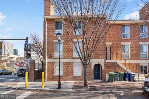 r-401 S Sharp St, BALTIMORE, MD, 21201-2429 | Card Image