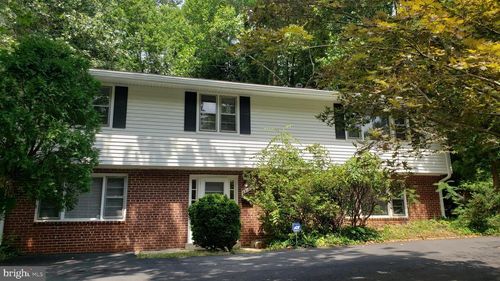 6916 Churchill Rd, MCLEAN, VA, 22101-2811 | Card Image