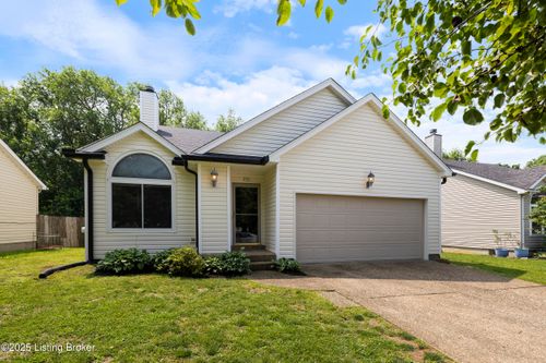 4300 Hickoryview Dr, Louisville, KY, 40299-5824 | Card Image