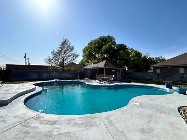 390 Hackberry Dr, House other with 5 bedrooms, 5 bathrooms and 3 parking in Andrews TX | Image 60