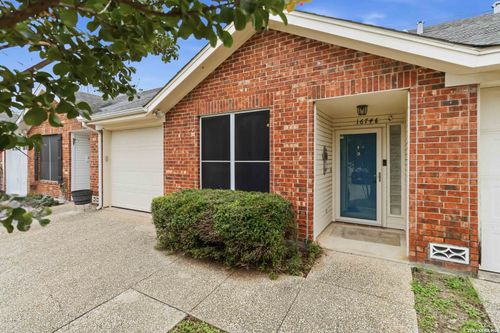 16746 Henderson Pass, San Antonio, TX, 78232-3236 | Card Image