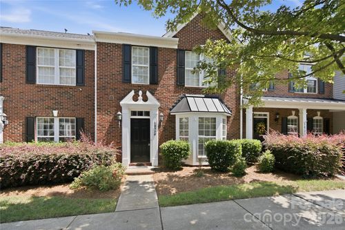 20528 Harbor View Dr, Cornelius, NC, 28031-7133 | Card Image