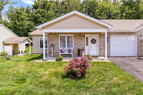 559 Sunview Cir, Latrobe, PA, 15650-3520 | Card Image