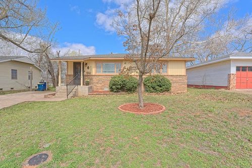 616 E Maple Ave, Stillwater, OK, 74074-3725 | Card Image