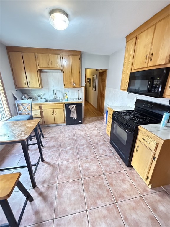 Residential Lease in Boston 3