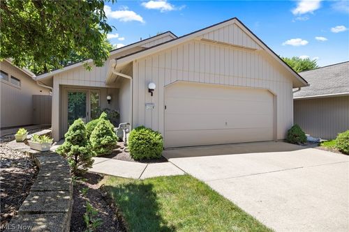 13228 Olympus Way, Strongsville, OH, 44149-3242 | Card Image