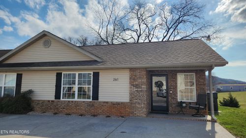 261 Dumplin Ln, Kodak, TN, 37764-1975 | Card Image