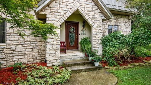 6730 Dillon Hills Dr, Nashport, OH, 43830-9050 | Card Image