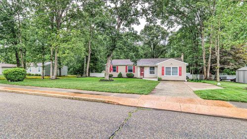 45 Evergreen Dr, Ocean View, NJ, 08230-1212 | Card Image