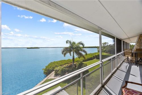 ste-a8-330 Kon Tiki Dr, NAPLES, FL, 34113-8648 | Card Image