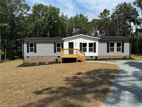 224 Briar Creek Ct, Thomasville, NC, 27360-9531 | Card Image