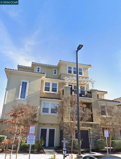 4422 Fitzwilliam St, Dublin, CA, 94568-4576 | Card Image