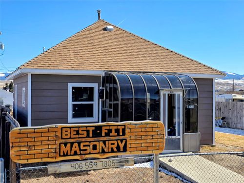 1103 Washington St, Deer Lodge, MT, 59722-2065 | Card Image