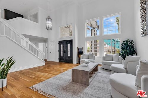 3225 Futura Pt, Thousand Oaks, CA, 91362-4655 | Card Image