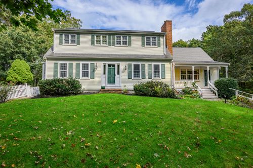 88 Acre Hill Rd, Barnstable, MA, 02630-1529 | Card Image