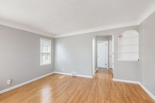 19315 Annchester Rd, House other with 3 bedrooms, 1 bathrooms and null parking in Detroit MI | Image 5