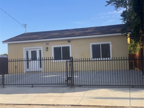 7410 San Francisco St, Highland, CA, 92346-5518 | Card Image