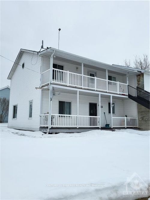 729 Concession St, Plantagenet, ON, K0B1L0 | Card Image