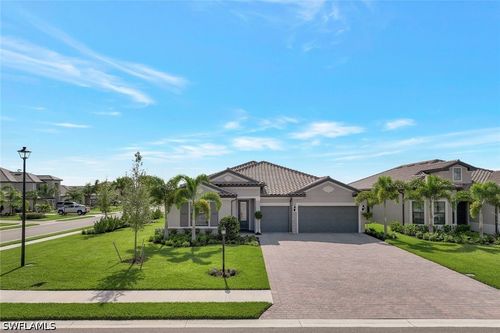 17673 Kinzie Ln, Estero, FL, 33928-6575 | Card Image