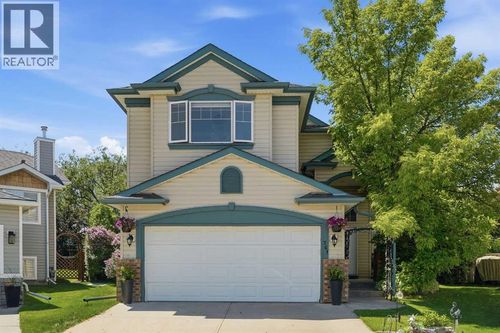 761 Sheep River Crt, Okotoks, AB, T1S1T8 | Card Image