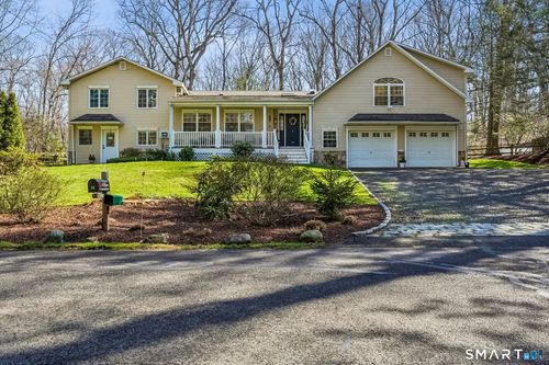 16 Eastwood Rd, Norwalk, CT, 06851-1123 | Card Image
