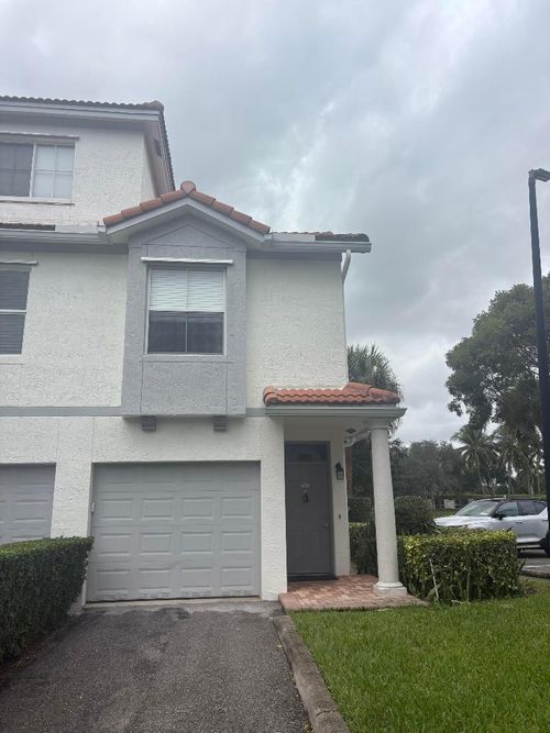 909-2026 Alta Meadows Ln, Delray Beach, FL, 33444-1159 | Card Image