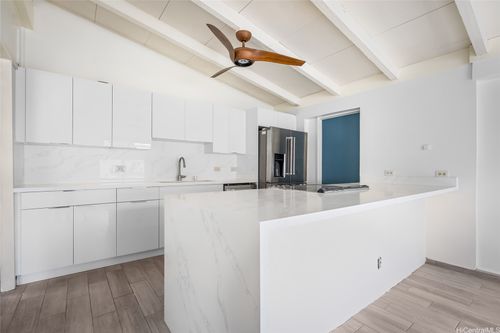 771 Akumu St, Kailua, HI, 96734-3835 | Card Image