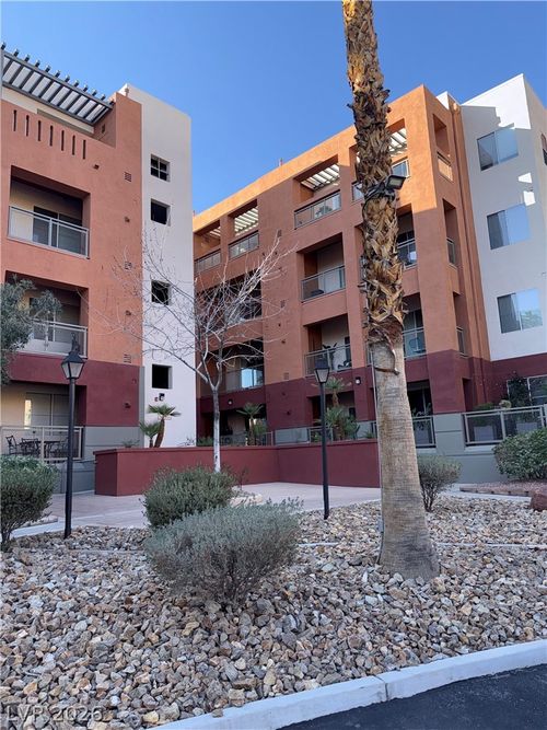 304-39 E Agate Ave, Las Vegas, NV, 89123-6077 | Card Image