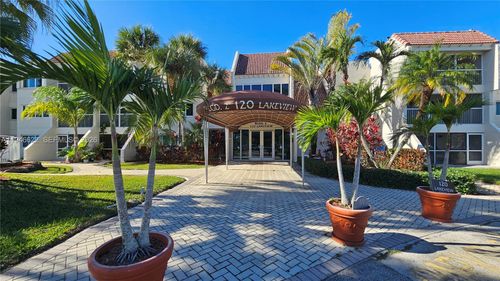 apt-113-120 Lakeview Dr, Weston, FL, 33326-2512 | Card Image