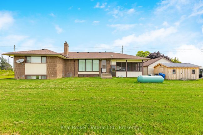 9110 10 Th Line, House other with 3 bedrooms, 1 bathrooms and 8 parking in Norval ON | Image 31