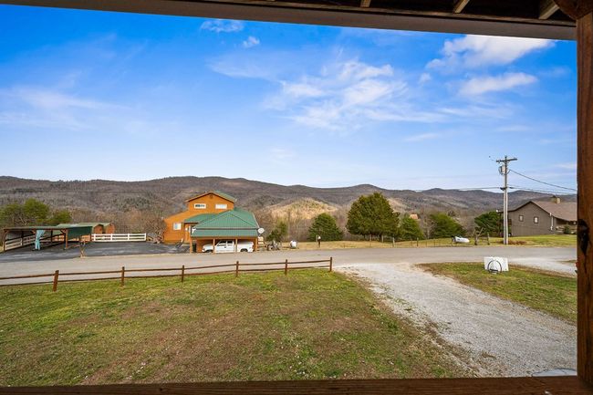 955 Livingston Boatdock Rd, House other with 2 bedrooms, 2 bathrooms and 4 parking in Allons TN | Image 53
