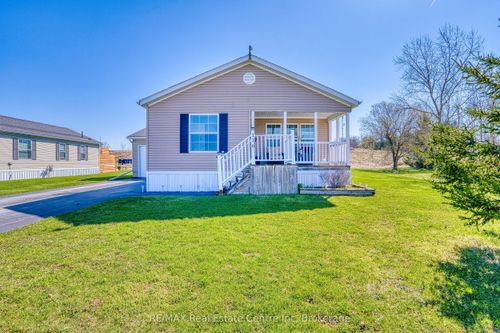 116 Parkview Circle, Wellington North, ON, N0G2K0 | Card Image