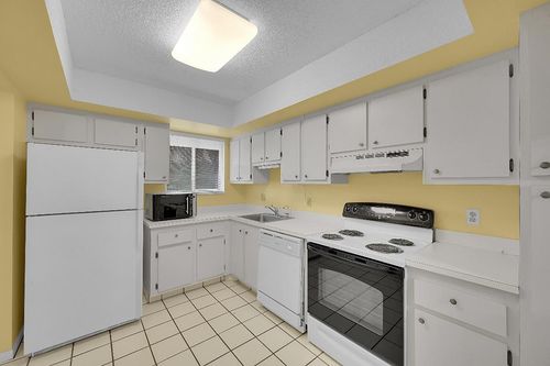 apt-306-3154 Via Poinciana, Lake Worth, FL, 33467-1931 | Card Image