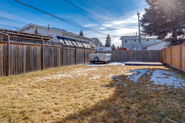 5430 Pensacola Crescent Se, Home with 3 bedrooms, 2 bathrooms and null parking in Calgary AB | Image 27