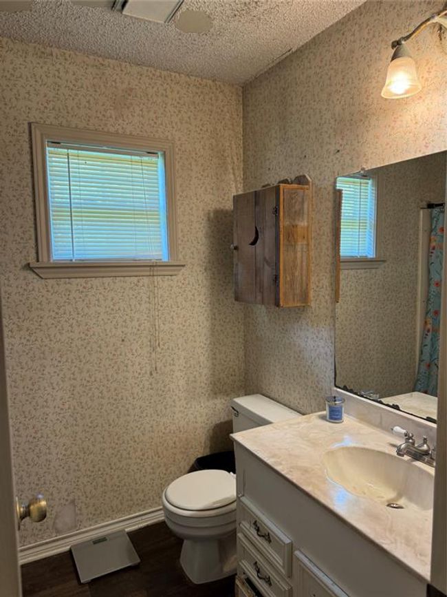 Bathroom | Image 24