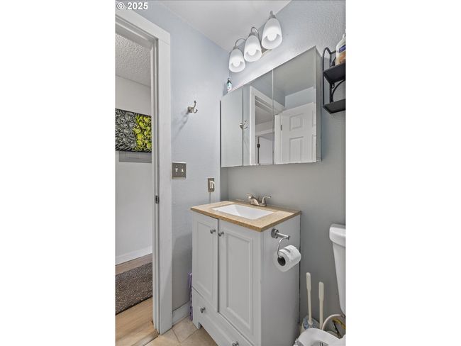 J53 - 159 Sw Florence Ave, Condo with 2 bedrooms, 1 bathrooms and 1 parking in Gresham OR | Image 14