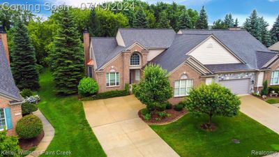 1254 Rock Valley Drive, Condo with 4 bedrooms, 2 bathrooms and null parking in Rochester MI | Image 1