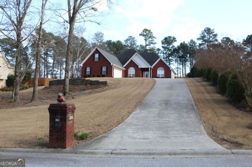 2534 Cedar Way, Loganville, GA, 30052-3327 | Card Image