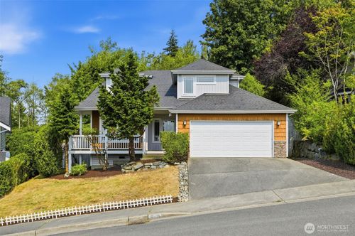 6805 59th Pl Ne, Marysville, WA, 98270-8889 | Card Image
