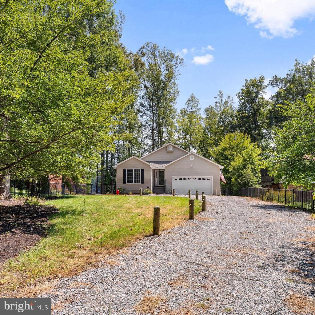 Residential Lease in RUTHER GLEN 5