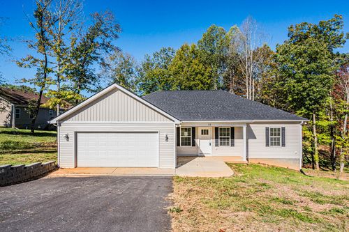 22 Debbra P Ct, Scottsville, KY, 42164-6363 | Card Image