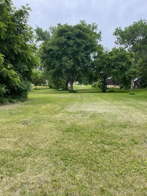816 E Lake St, Osakis, MN, 56360-9002 | Card Image