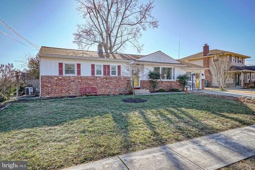 31 Fairmount Dr, GLASSBORO, NJ, 08028-1305 | Card Image