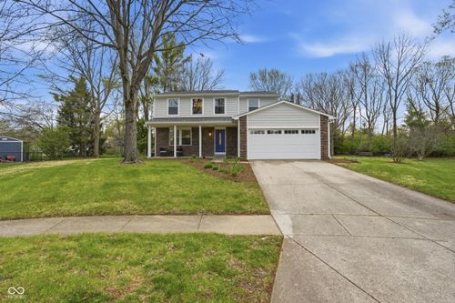 8511 Greywell Cir, Indianapolis, IN, 46256-1547 | Card Image