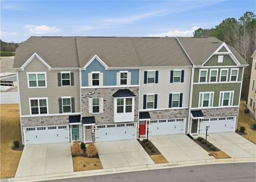 995 Gabion Way, Chesapeake, VA, 23323-1853 | Card Image