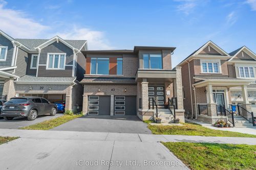 43 William Nador St, Kitchener, ON, N2E | Card Image