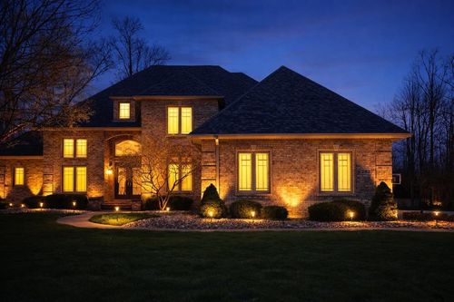 282 Camelot Ln, Ontario, OH, 44903-8548 | Card Image