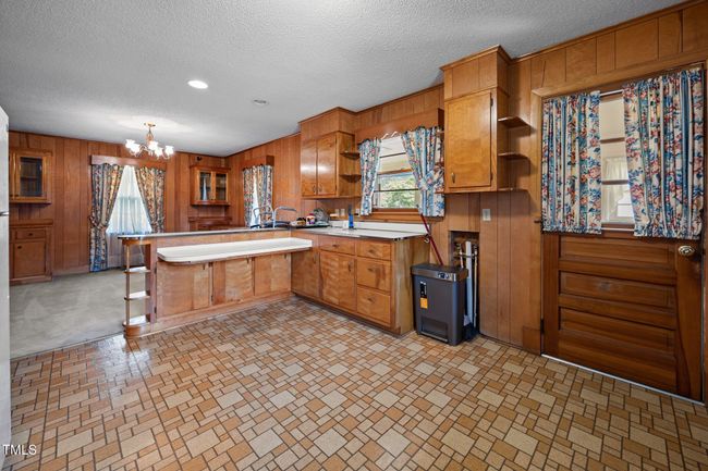 Kitchen | Image 21